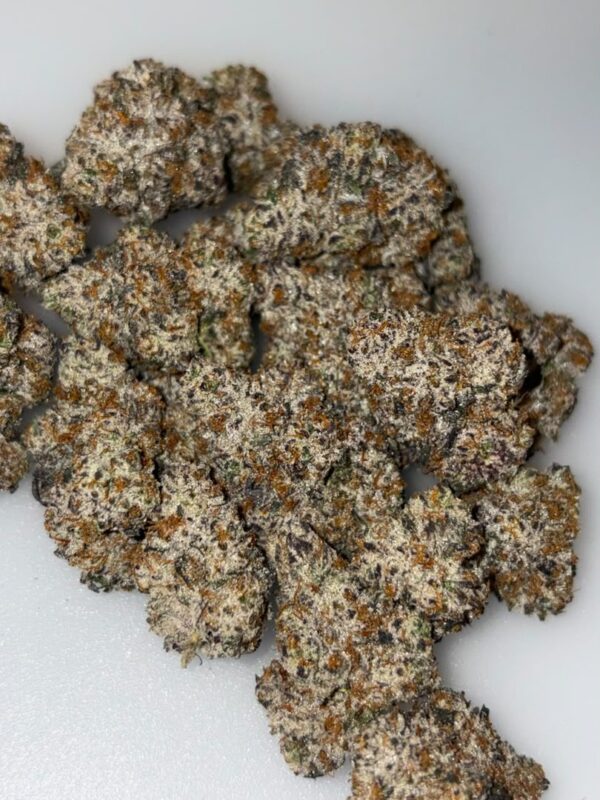 Milky Beltz cannabis strain